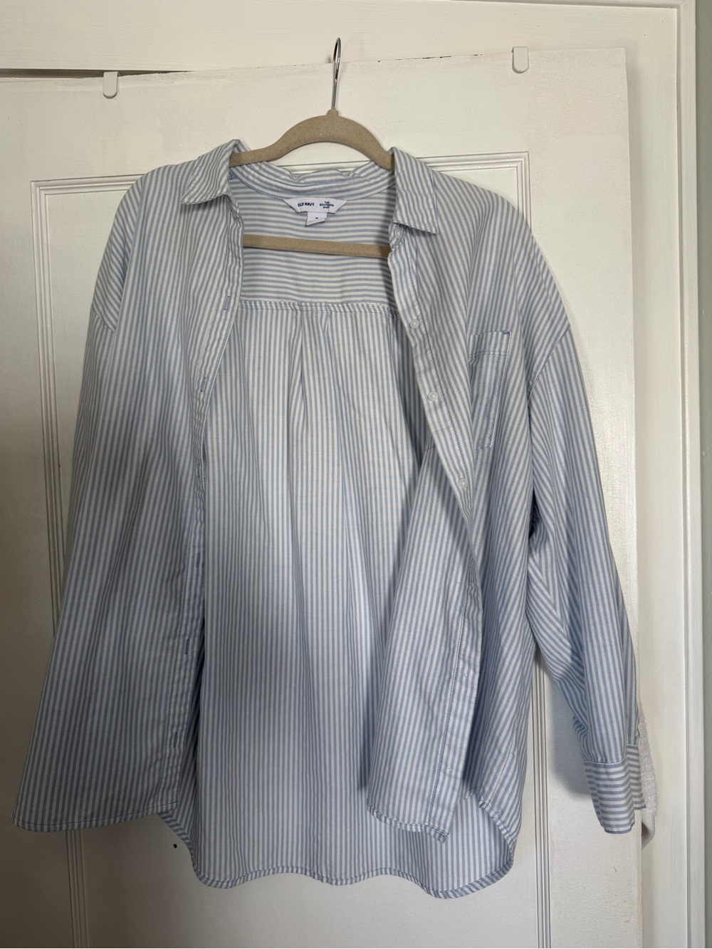 Old Navy Light Blue & White Striped Casual Button-Down Shirt